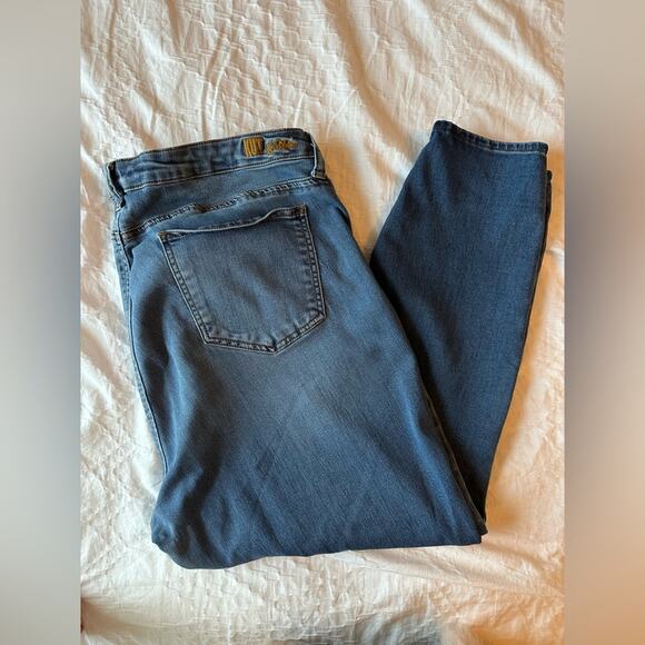 KUT FROM THE KLOTH ANKLE SKINNY JEANS - Picture 4 of 8